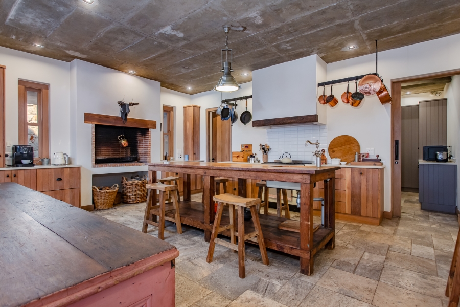 4 Bedroom Property for Sale in Lemoenkloof Western Cape